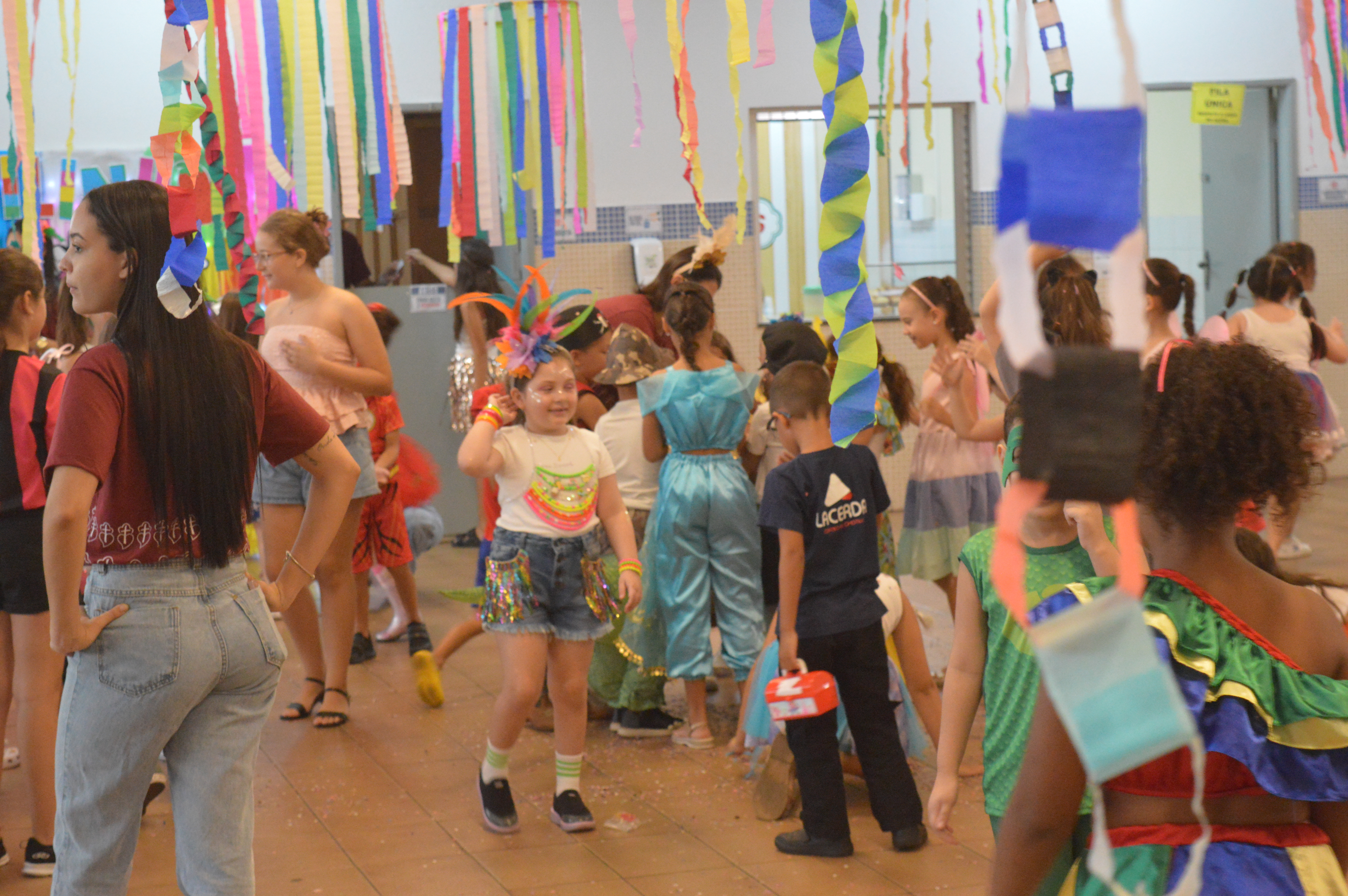 Bailinho de Carnaval Col�gio Passionista Jo�o XXIII