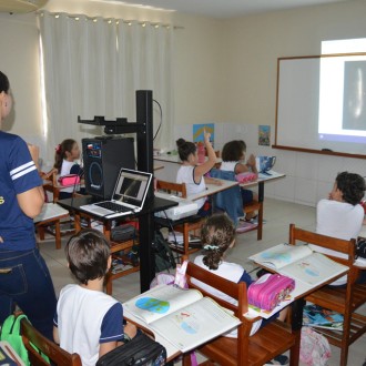 Observando e aprendendo sobre o cu - Colgio Passionista Joo XXIII