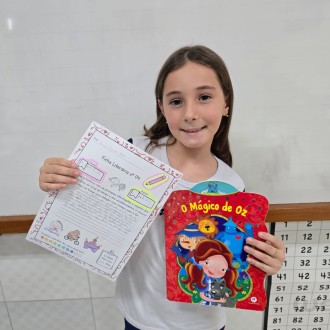 Ciranda literária dos 3º anos A e B! - Colégio Passionista João XXIII Ciranda literária dos 3º anos A e B! - Colégio Passionista João XXIII