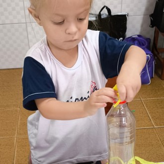 As Cores - Maternal I B - Colégio Passionista João XXIII As Cores - Maternal I B - Colégio Passionista João XXIII