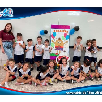 Livro paradidático :  Aniversário do Seu Alfabeto - Colégio Passionista João XXIII Livro paradidático :  Aniversário do Seu Alfabeto - Colégio Passionista João XXIII