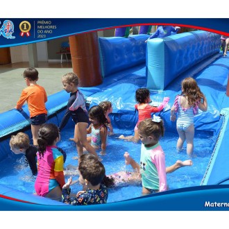 Banho de Mangueira - Maternal - Vespertino - Colégio Passionista João XXIII Banho de Mangueira - Maternal - Vespertino - Colégio Passionista João XXIII